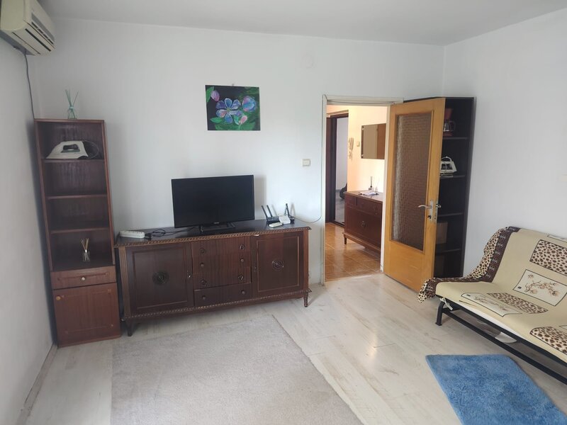Dristor, metrou, ap. 2 camere decomandat,
