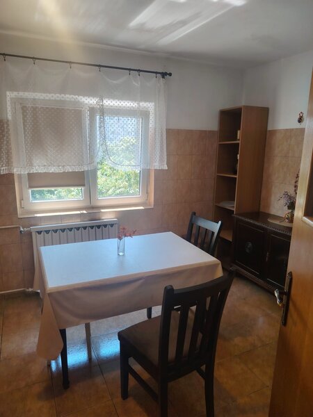 Dristor, metrou, ap. 2 camere decomandat,